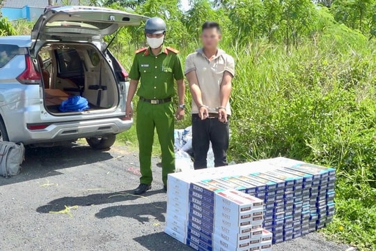 Bắt đối tượng chở thuê gần 3.000 bao thuốc lá lậu