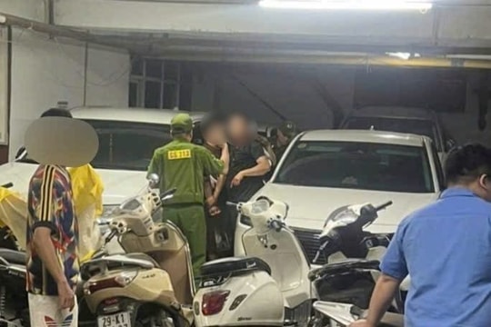 Vụ dùng hung khí xô xát trên phố: 2 người bị thương nhập viện
