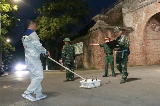 Khảo sát bằng radar xuyên đất tìm mộ tập thể liệt sĩ tại Huế