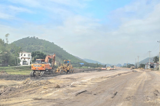 Hưng Yên: Tháo gỡ vướng mắc, đẩy nhanh tiến độ các dự án trọng điểm