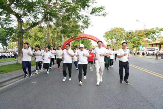 Chung một quyết tâm xây dựng xã, phường không ma túy
