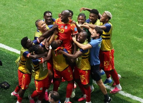 CHDC Congo – Uzebekistan 3 – 1: Cuộc lội ngược dòng ngoạn mục của Congo
