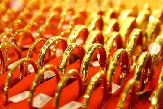 Giá vàng sáng 28/6: SJC neo cao, nhiều thương hiệu bán ra 148,5 triệu đồng/lượng