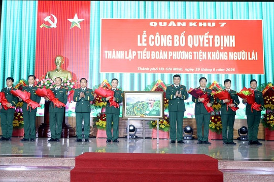 Quân khu 7 công bố quyết định thành lập Tiểu đoàn phương tiện không người lái
