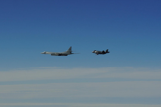 Na Uy điều F-35 chặn oanh tạc cơ chiến lược Nga trên biển