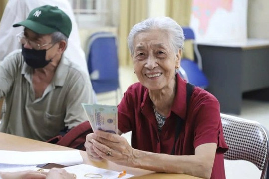 Có thể giảm độ tuổi hưởng trợ cấp hưu trí xã hội xuống dưới 70 tuổi
