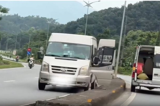 Biến lòng đường thành bến bãi tự phát - Hệ lụy từ sự tùy tiện