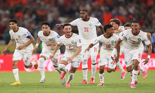 Hà Lan – Ma Rốc 1-1 (pen 2-3): Ma Rốc quật ngã Hà Lan trên chấm luân lưu 11m