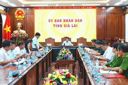 Hỗ trợ khẩn cấp cho gia đình 16 ngư dân có tàu cá bị cháy