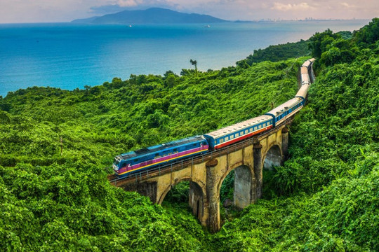 Từ ngày 1/7, giảm 10% giá vé tàu Bắc - Nam