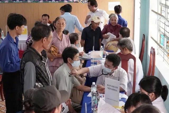 Đề xuất hỗ trợ 100% BHYT cho người từ 60 đến dưới 75 tuổi