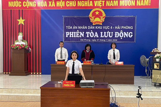 Xét xử lưu động vụ án chứa mại dâm bằng hình thức trực tiếp kết hợp trực tuyến
