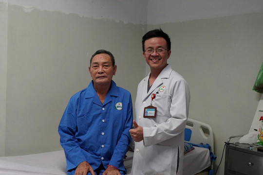 Bệnh viện Ung bướu Đà Nẵng: Bước tiến mới trong phẫu thuật ung thư gan bằng kỹ thuật huỳnh quang
