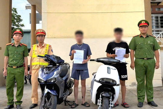 Xử phạt nhóm thanh thiếu niên “bốc đầu” gây mất an toàn giao thông