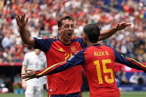 Tây Ban Nha – Áo 3 - 0: Những chú "bò tót" áp đảo hoàn toàn Áo