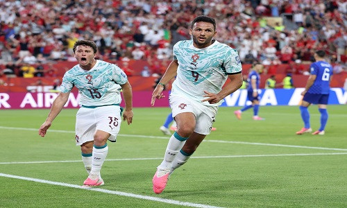 Bồ Đào Nha ngược dòng hạ Croatia 2-1 trong trận cầu nghẹt thở với 19 phút bù giờ
