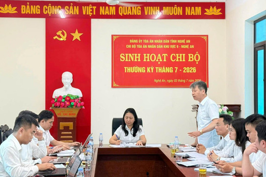 Chi bộ TAND khu vực 9 – Nghệ An tổ chức sinh hoạt định kỳ