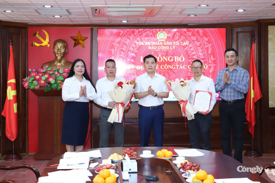 Báo Công lý trao quyết định bổ nhiệm lãnh đạo cấp phòng