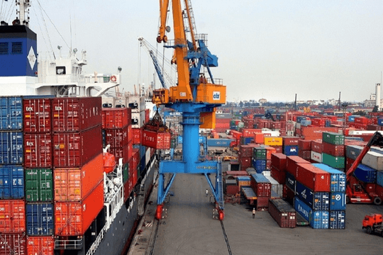 Tổng kim ngạch xuất nhập khẩu 7 tháng năm 2026 tăng 28,1%, cả nước nhập siêu hơn 20 tỷ USD