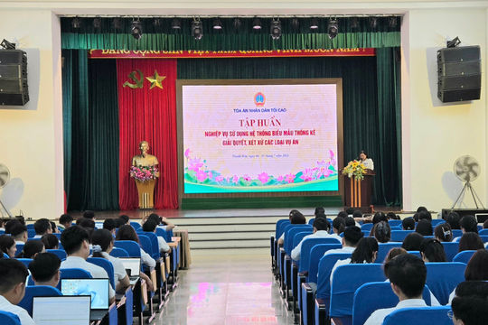 Tập huấn nghiệp vụ sử dụng hệ thống biểu mẫu thống kê giải quyết, xét xử các loại vụ án