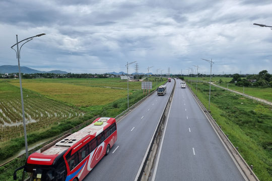 CSGT kiểm soát cao tốc: Từ xử phạt đến phòng ngừa tai nạn