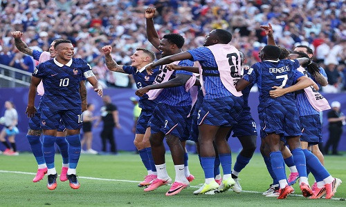 Pháp - Paraguay 1 - 0: Mbappé lập công trên chấm phạt đền đưa Pháp vào tứ kết