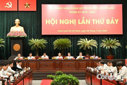 Hội nghị lần thứ bảy Ban Chấp hành Đảng bộ TP.HCM: Khơi thông nguồn lực, tạo nền tảng tăng trưởng hai con số