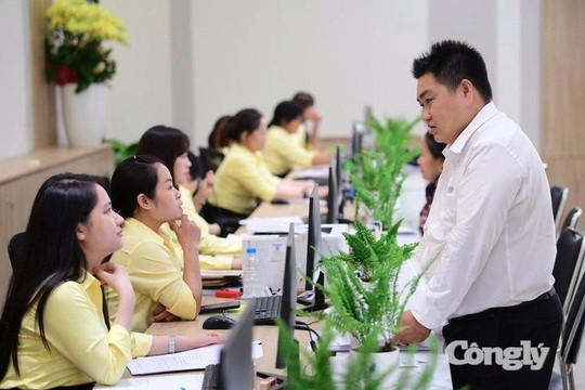 Bổ sung đối tượng tiếp nhận vào viên chức là chuyên gia, doanh nhân tiêu biểu