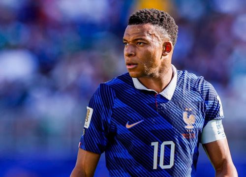 Kylian Mbappe đáp trả phát ngôn của nữ thượng nghị sĩ Paraguay