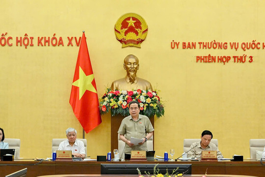 Phiên họp thứ 4 của Ủy ban Thường vụ Quốc hội khai mạc sáng 8/7