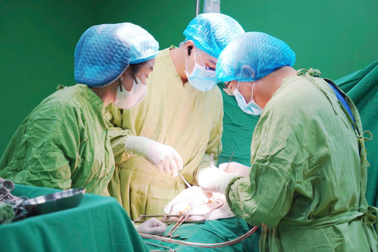 Thực hiện thành công phẫu thuật Prey điều trị viêm tụy mạn do sỏi ống tụy