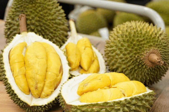 Xử phạt người bán sầu riêng sau tố cáo cân 1,7kg thành 4kg