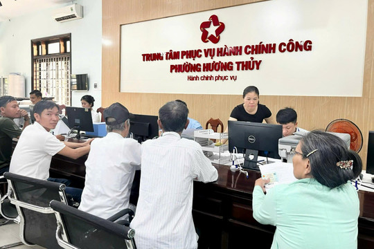 Huế đề xuất chi hơn 25,6 tỷ đồng hỗ trợ cán bộ điều động, luân chuyển