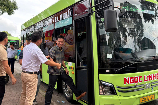 Đắk Lắk khai trương tuyến xe buýt điện đầu tiên