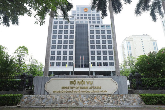 Sau đợt tăng lương 8%, Bộ Nội vụ chuẩn bị lộ trình cải cách tiền lương mới