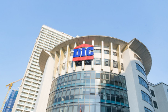 Chủ tịch và người thân tại DIC Corp tiếp tục bị bán giải chấp cổ phiếu