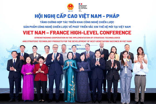 VNVC và Sanofi công bố lộ trình hợp tác sản xuất vắc xin “Made in Vietnam” từ năm 2028