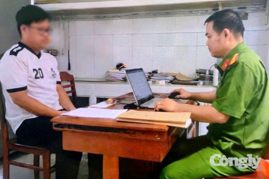 Khởi tố đối tượng lừa "chạy việc", chiếm đoạt hơn 1,3 tỷ đồng