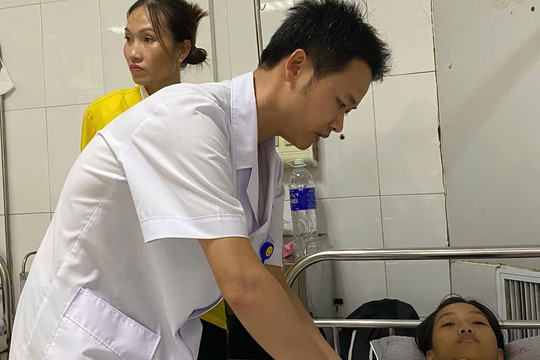 Cứu sống nữ sinh bị dập nát thận và lách sau tai nạn xe đạp điện