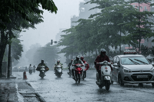 Mưa dông diện rộng, nguy cơ lốc sét, mưa đá nhiều nơi