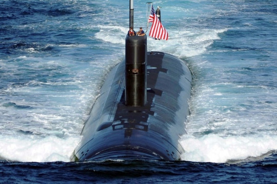 Mỹ điều tàu ngầm hạt nhân USS Tucson tới Guam