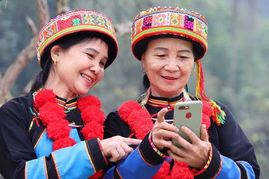 Điện Biên đầu tư triển khai AI hỗ trợ tiếng dân tộc thiểu số