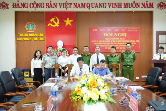 TAND khu vực 2 – Hà Tĩnh ký kết các quy chế phối hợp công tác