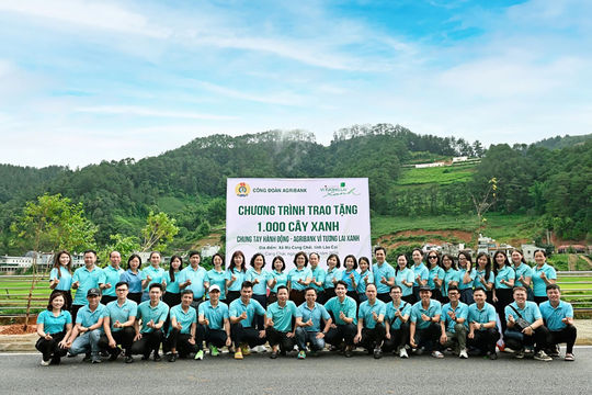 Công đoàn Agribank về nguồn tri ân, kết nối giá trị, chung tay vì tương lai xanh