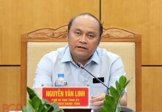 Kỷ luật cảnh cáo đối với 2 nguyên lãnh đạo UBND tỉnh Bắc Giang