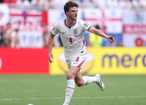 Declan Rice sẵn sàng cùng tuyển Anh đại chiến Argentina tại bán kết World Cup