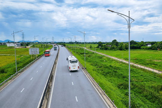 Bộ Xây dựng yêu cầu hoàn thành 21 trạm dừng nghỉ trên cao tốc Bắc - Nam trong năm 2026