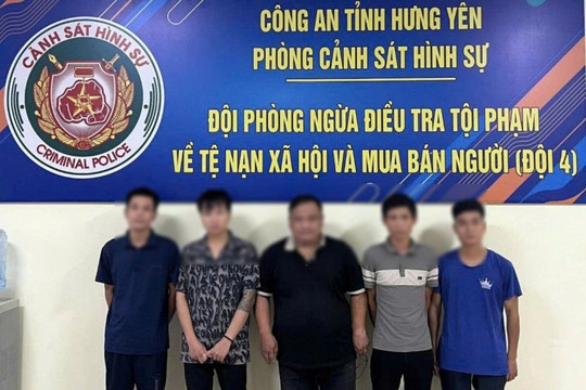 Bắt nhóm đối tượng cá độ bóng đá dịp World Cup