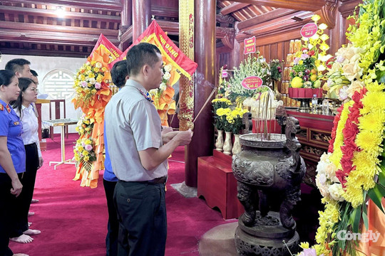 TAND khu vực 9 - Nghệ An dâng hương tri ân các anh hùng liệt sĩ