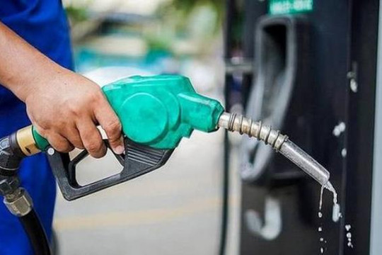 Giá xăng dầu ngày 16/7: Xăng giảm, dầu diesel tăng mạnh